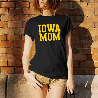 Iowa Hawkeyes Basic Block Mom T-Shirt - Black